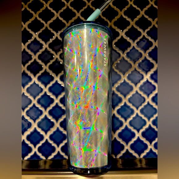 New 24 oz Starbucks Tumbler Cup perfect for coffee and tea lovers! - Picture 2 of 2